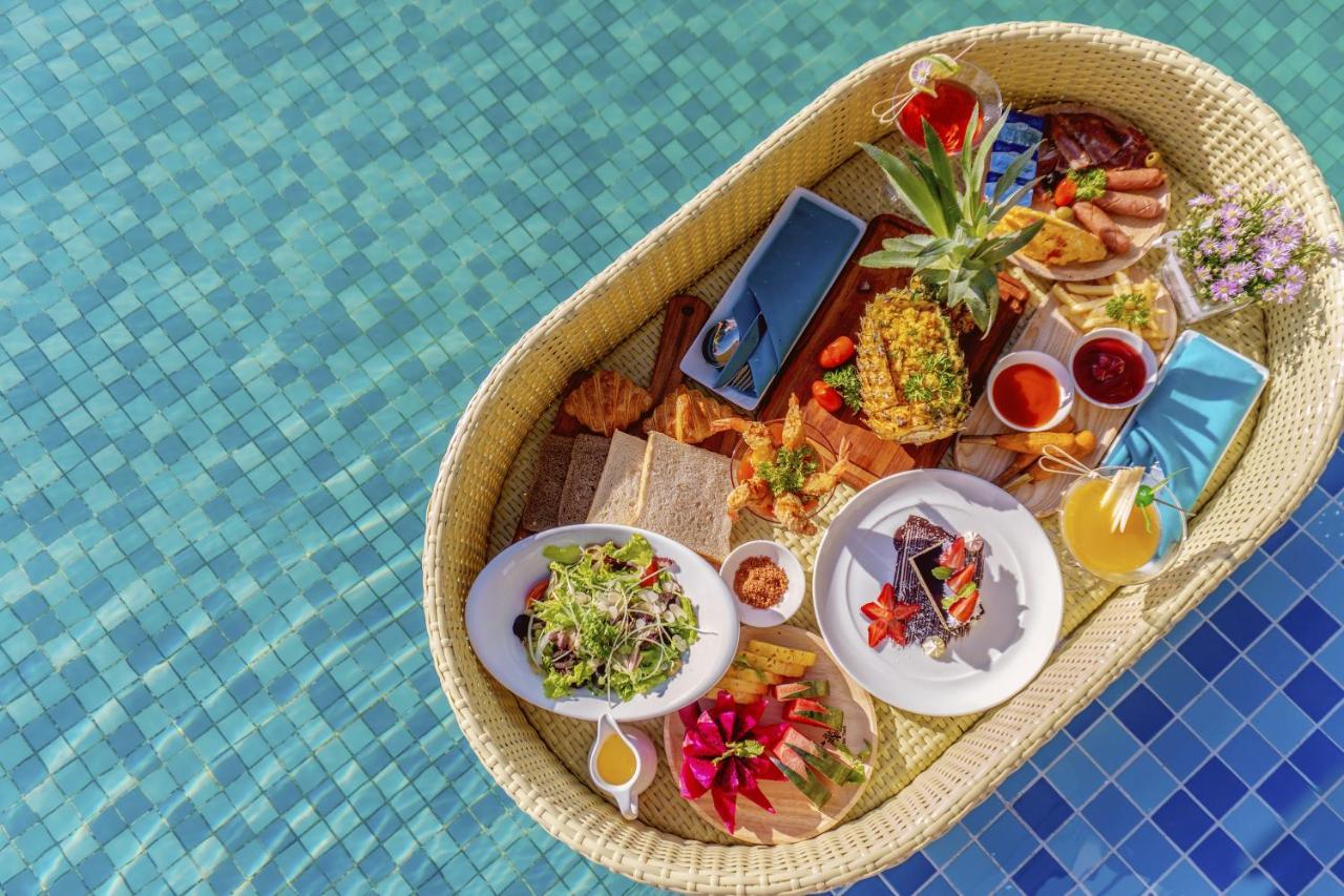 Maximilan Danang Beach Hotel מראה חיצוני תמונה